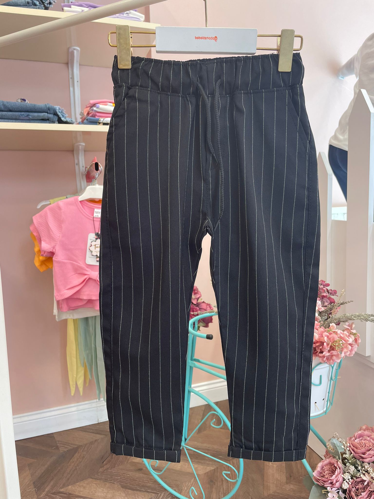 LASTİKLİ ÇİZGİLİ JOGGER ERKEK PANTOLON Siyah