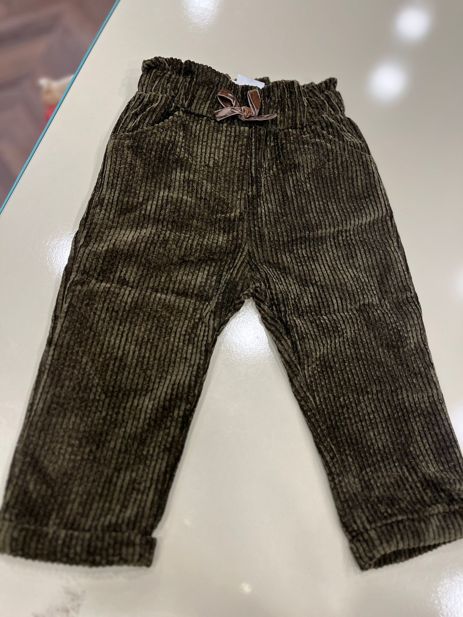 Fiyonk Detaylı Cepli Kadife Pantolon Haki