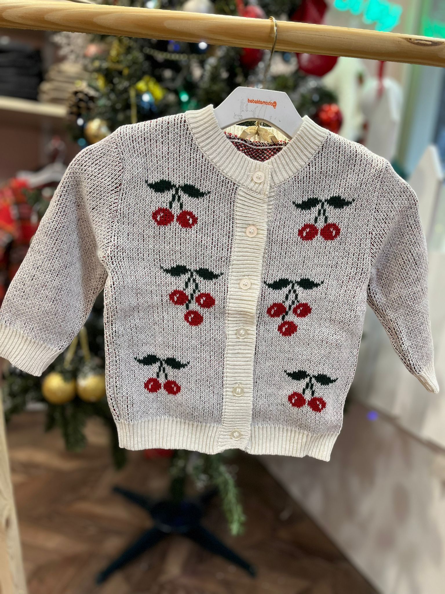 Kiraz  Düğmeli Hırka Desenli