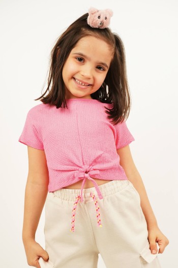 Beli Fiyonklu Kabartmalı Crop Pembe