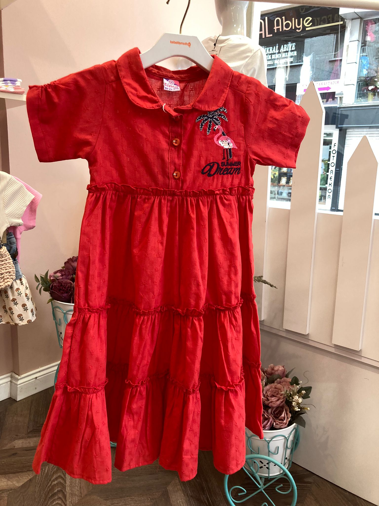 SUMMER DREAM YAZILI PUL DETAYLI ELBİSE Narçiçeği