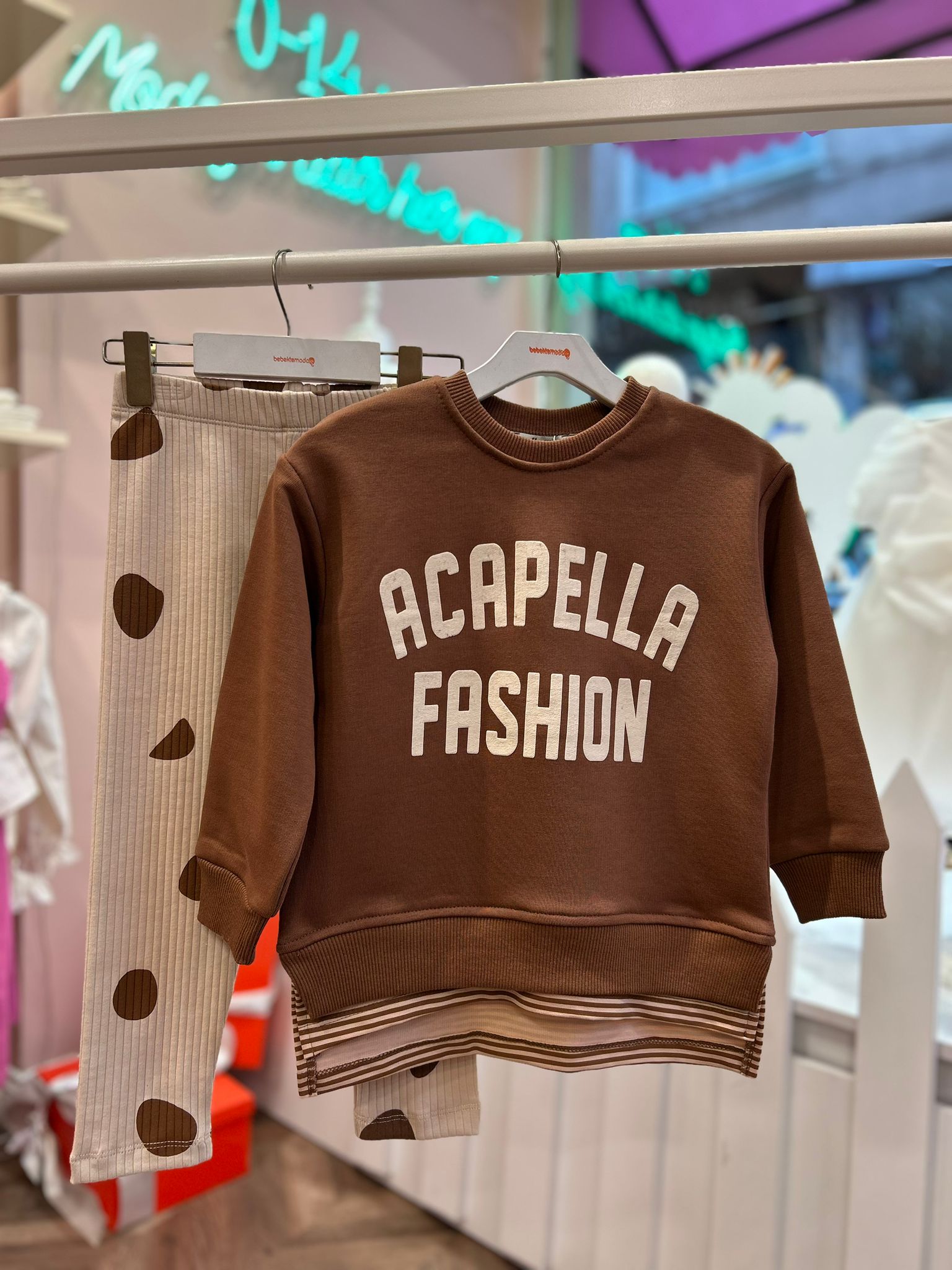 Kahverengi PUANTİYE DETAYLI TAYTLI TAKIM