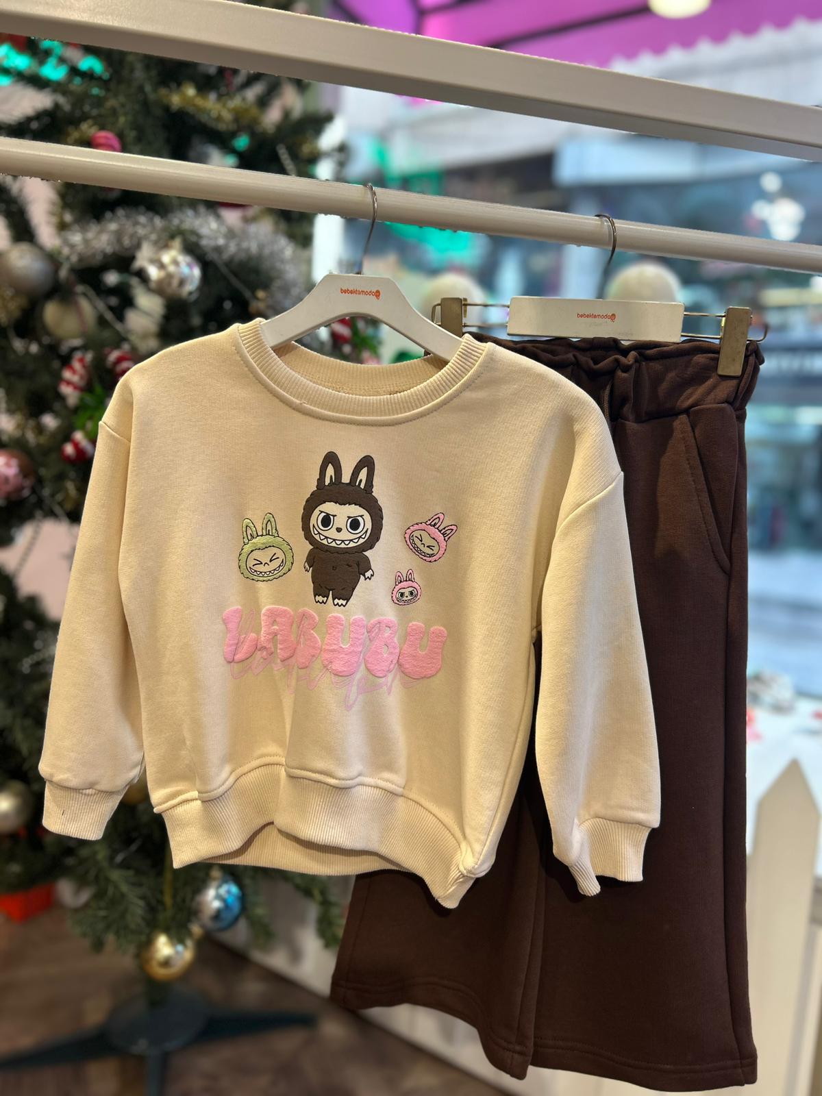 KARAKTER BASKILI ALT ÜST TAKIM Kahverengi