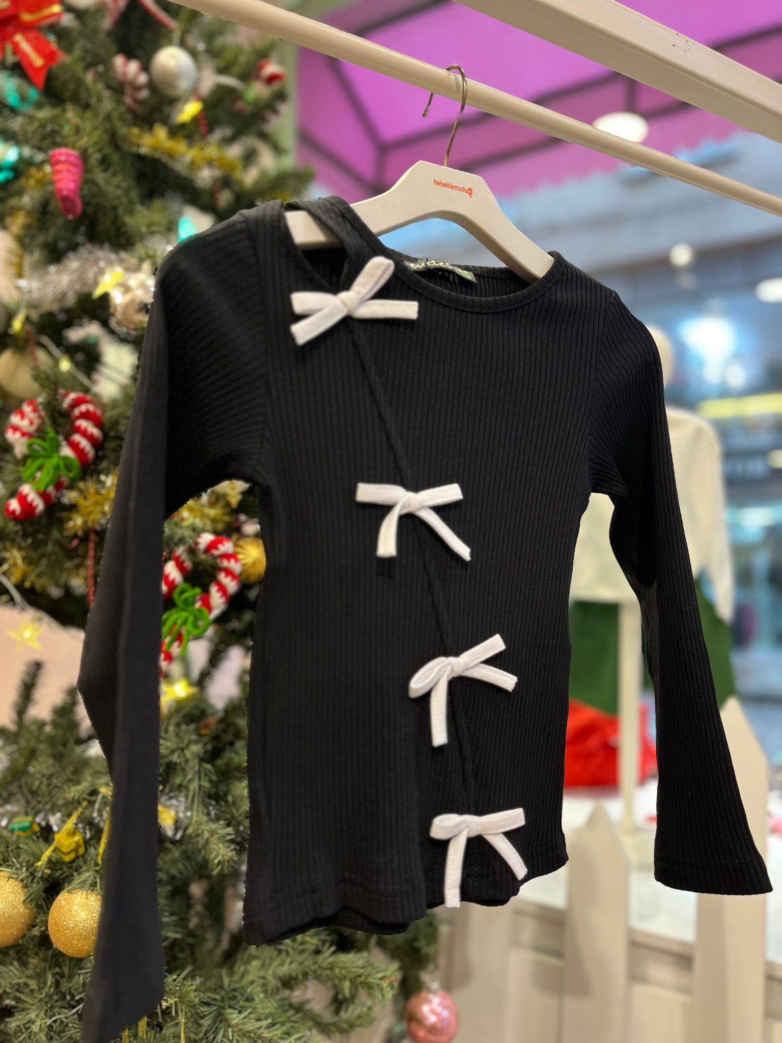 FİYONK DETAYLI KAŞKORSE BLUZ Siyah