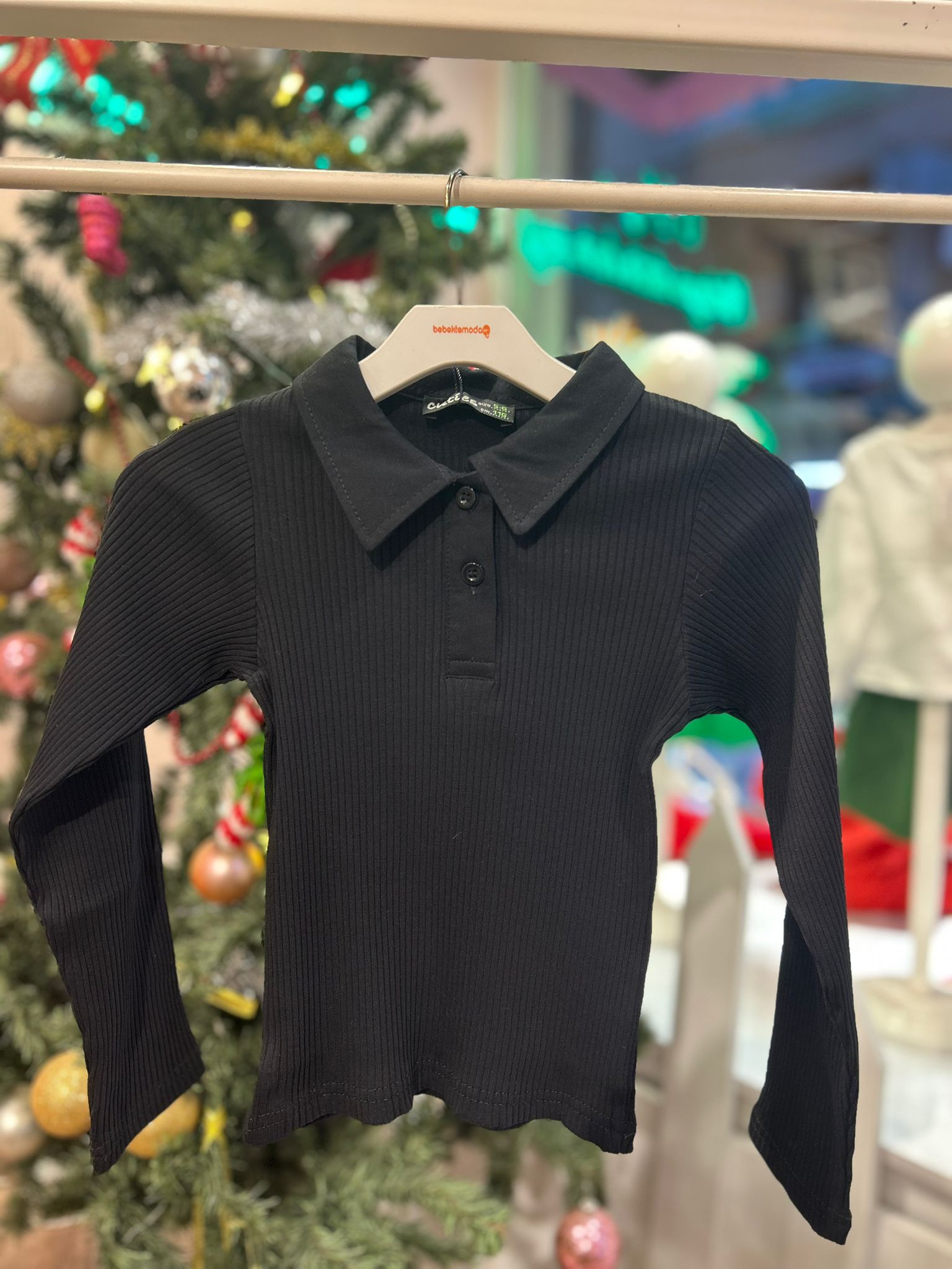 YAKALI DÜĞME DETAYLI BLUZ Siyah