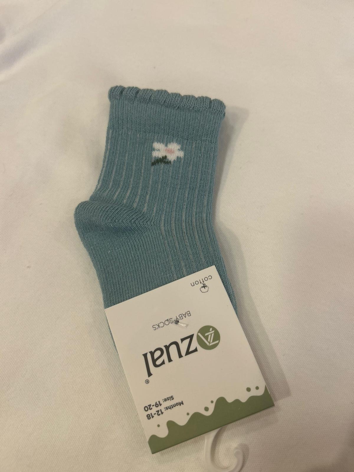 ÇİÇEK DETAYLI BEBE ÇORAP Turkuaz