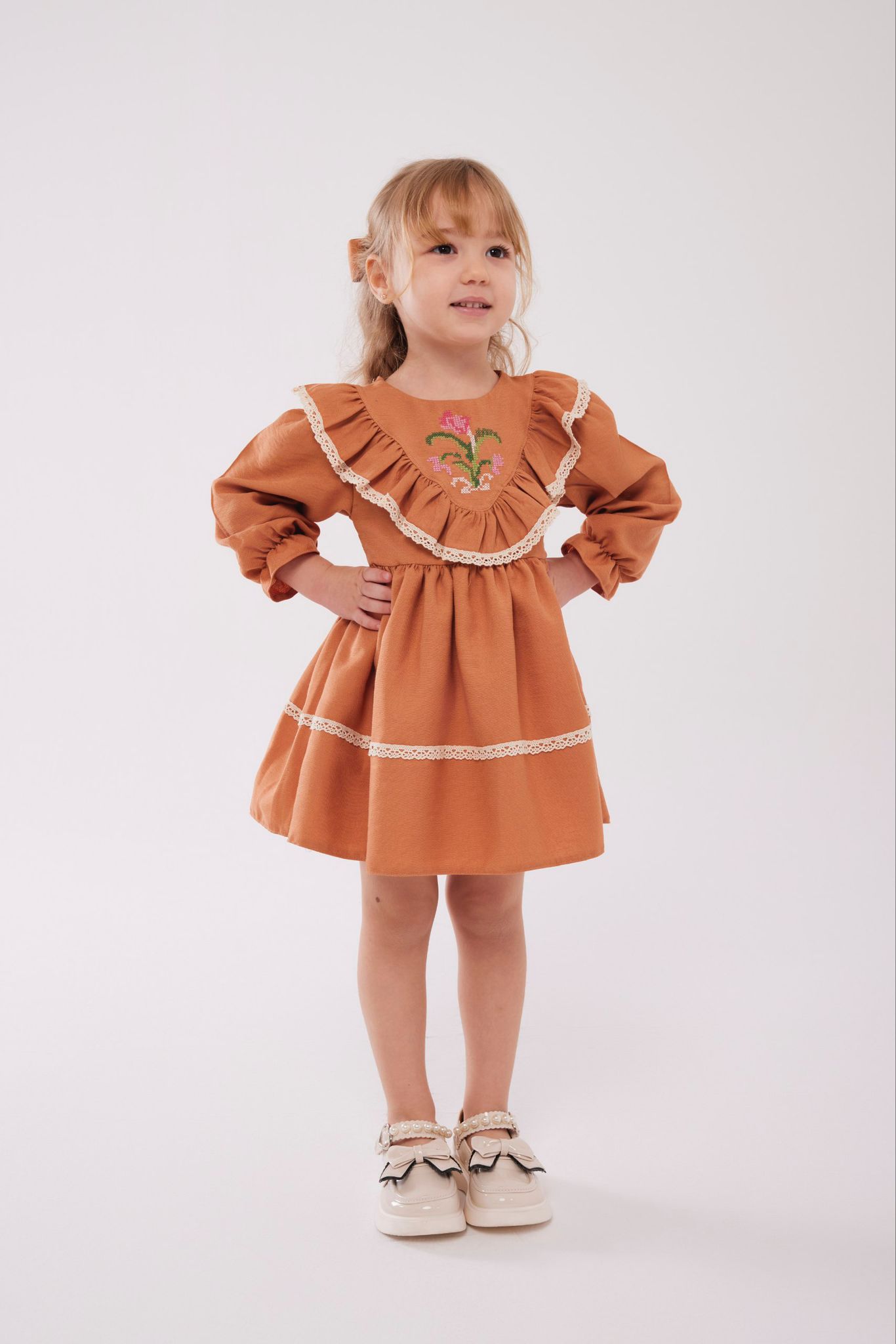 TOKA AKSESUARLI GÜPÜRLÜ ELBİSE Kiremit