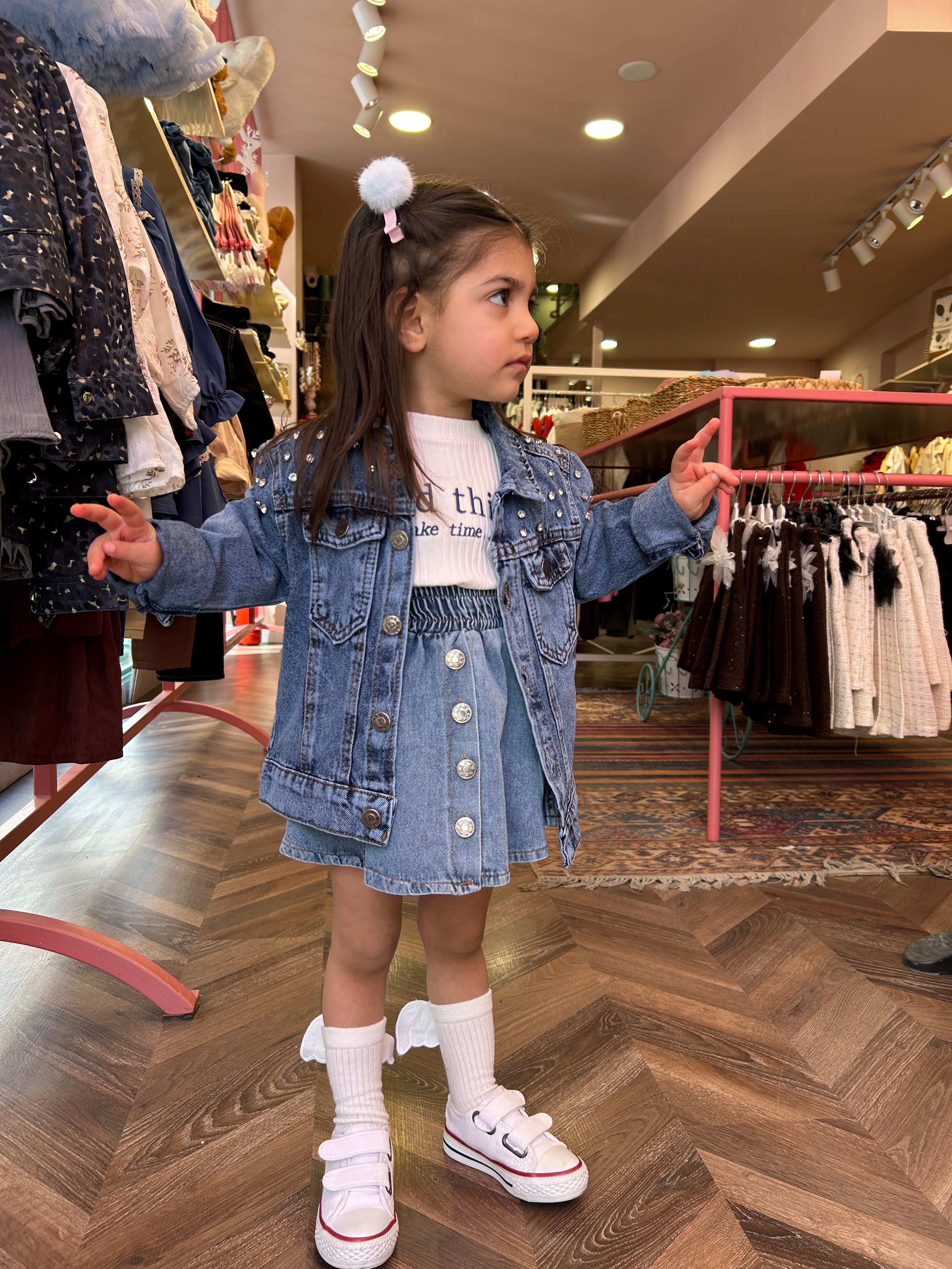 TAŞ DETAYLI CEPLİ KOT CEKET Mavi