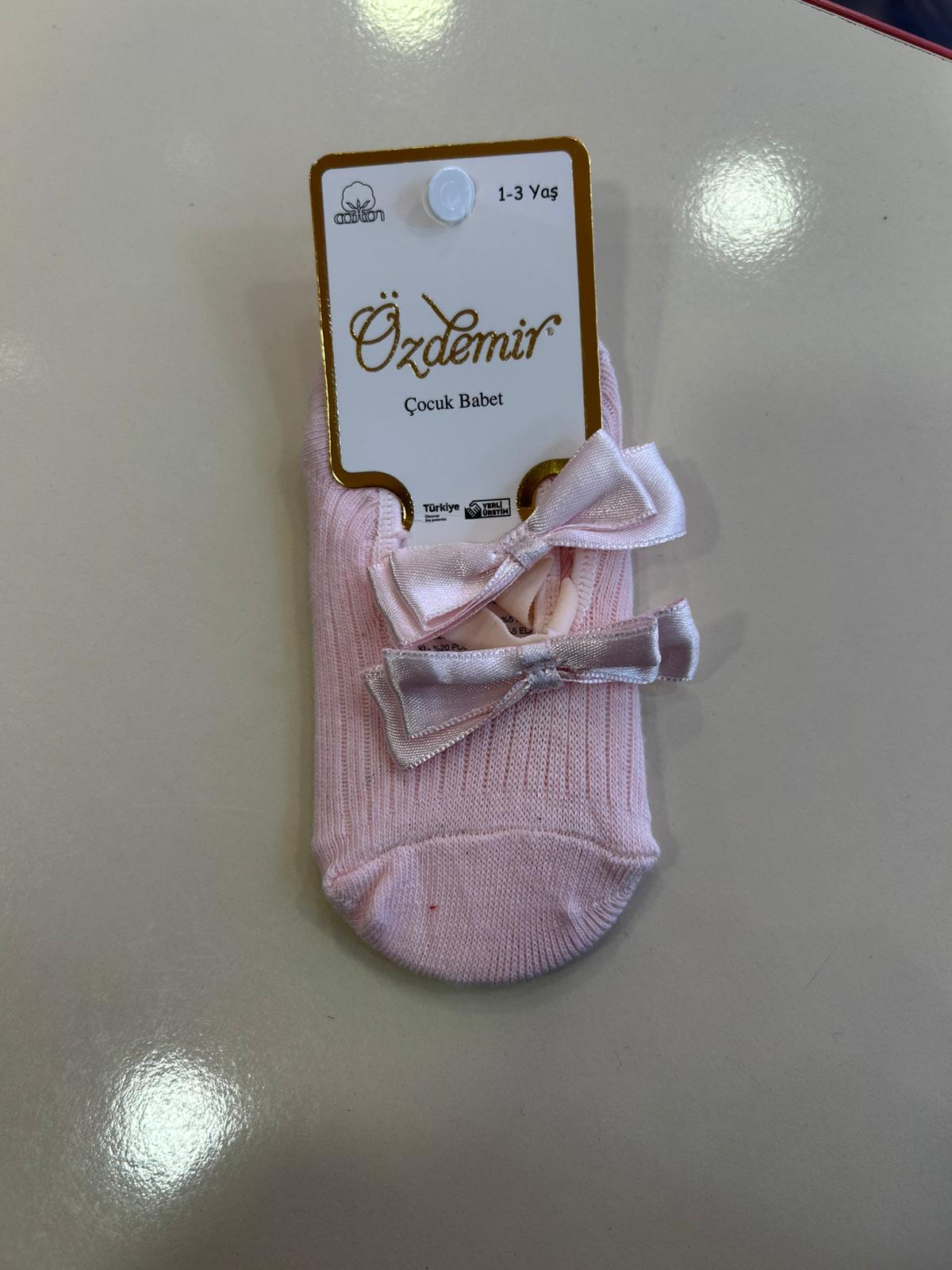 KURDELELİ BABET ÇORAP Pudra