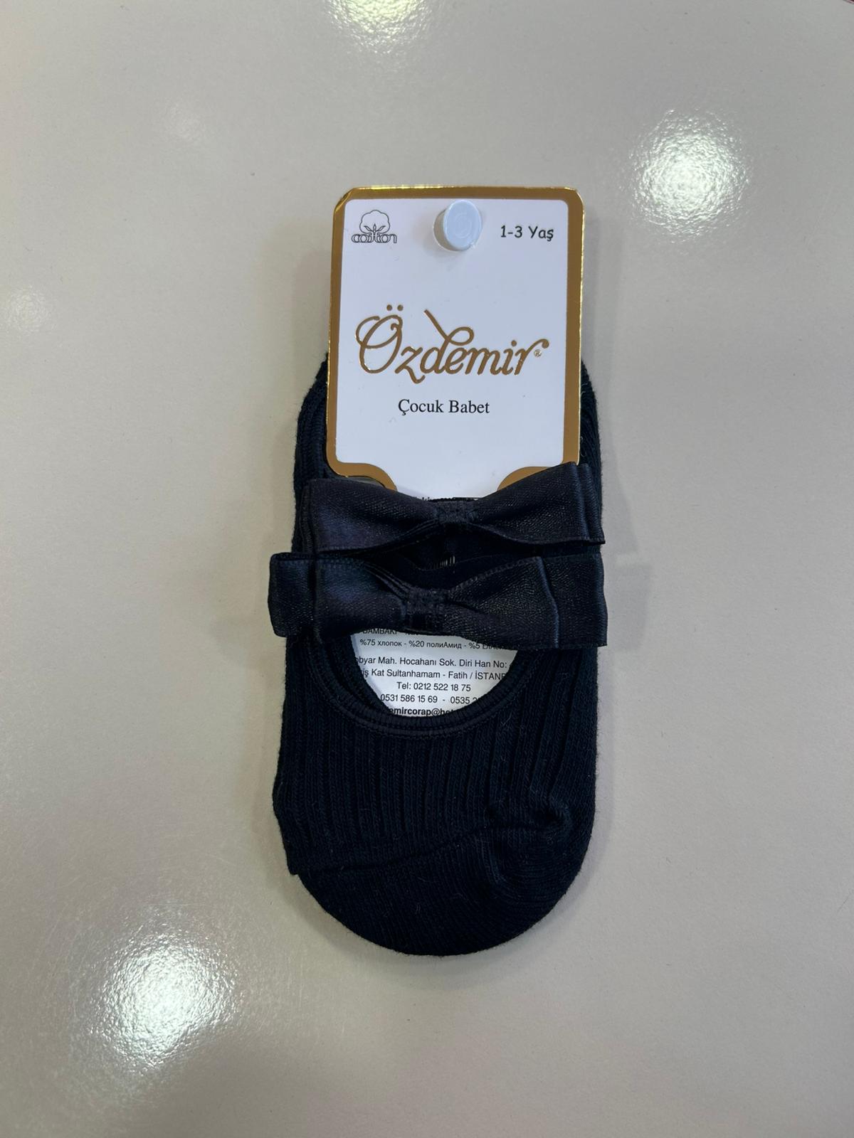 KURDELELİ BABET ÇORAP Siyah