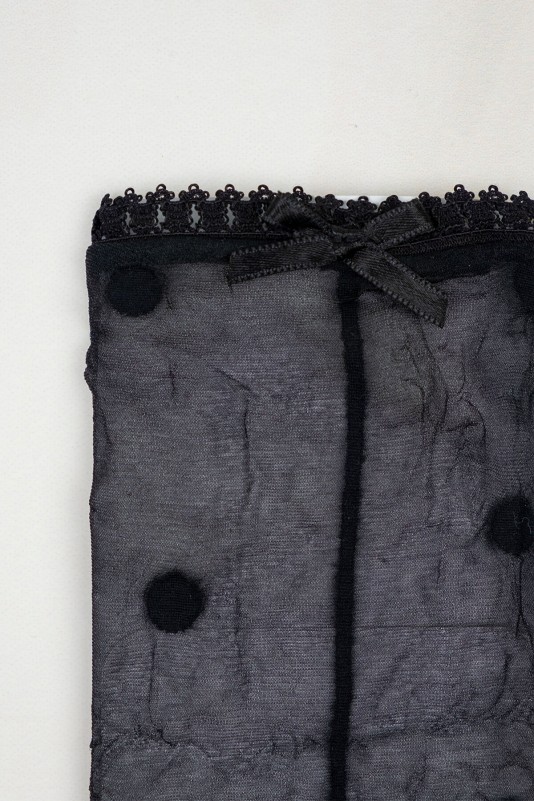 Tüllü Puantiyeli Kurdeleli Dizaltı Çorap Siyah